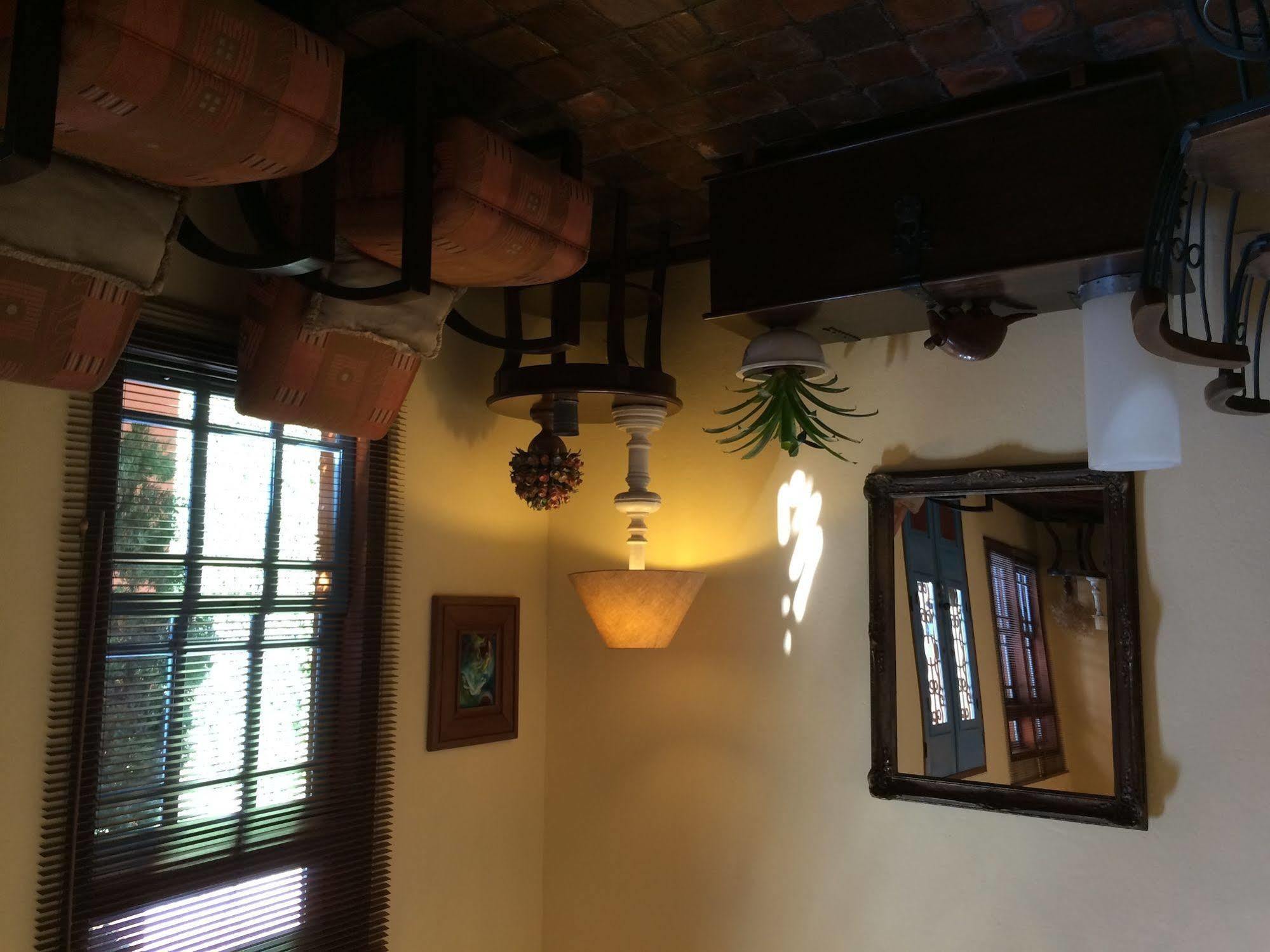 Rotunda Inn